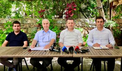 Hamdullah Emin Paşa Vakfı mütevelli heyeti basın toplantısı düzenlendi