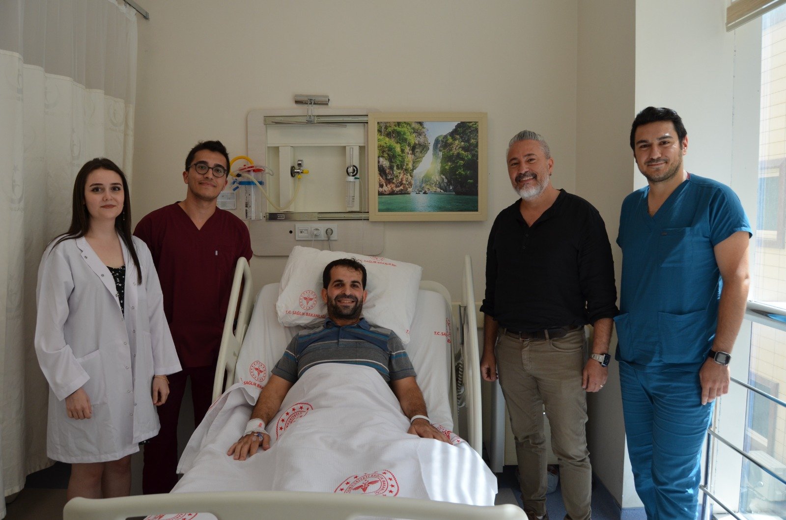 Bölgede bir ilk: Mesanedeki 12 yıllık cisimden kurtuldu