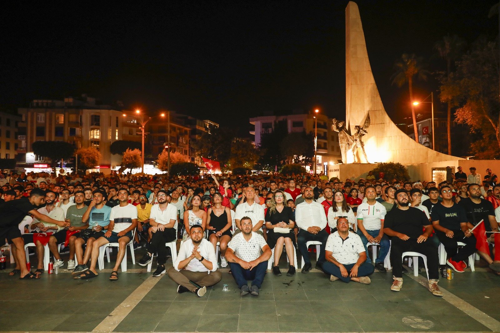 Milli heyecan dev ekranda izlendi - Mega TV WhatsApp Image 2024-06-27 at 09.40.20