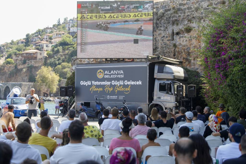 Alanya'dan Razgatlıoğlu’na canlı yayınlı destek - Mega TV 239cbd89 ddd7 4820 b859 e665f5e73ba3 - Mega TV