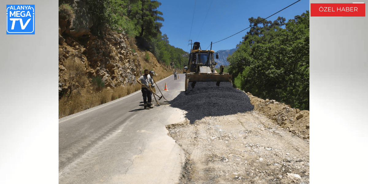 Alanya kırsal yollarında mesai devam ediyor - Mega TV WEBSİTE ŞABLON - 2024-07-05T114335.755