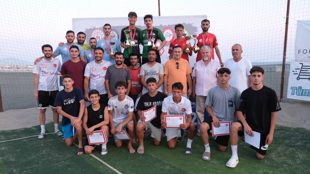 Alanya Belediyespor ayak tenisi turnuvası yapıldı - Mega TV WhatsApp Image 2024 07 01 at 11.13.16 - Mega TV