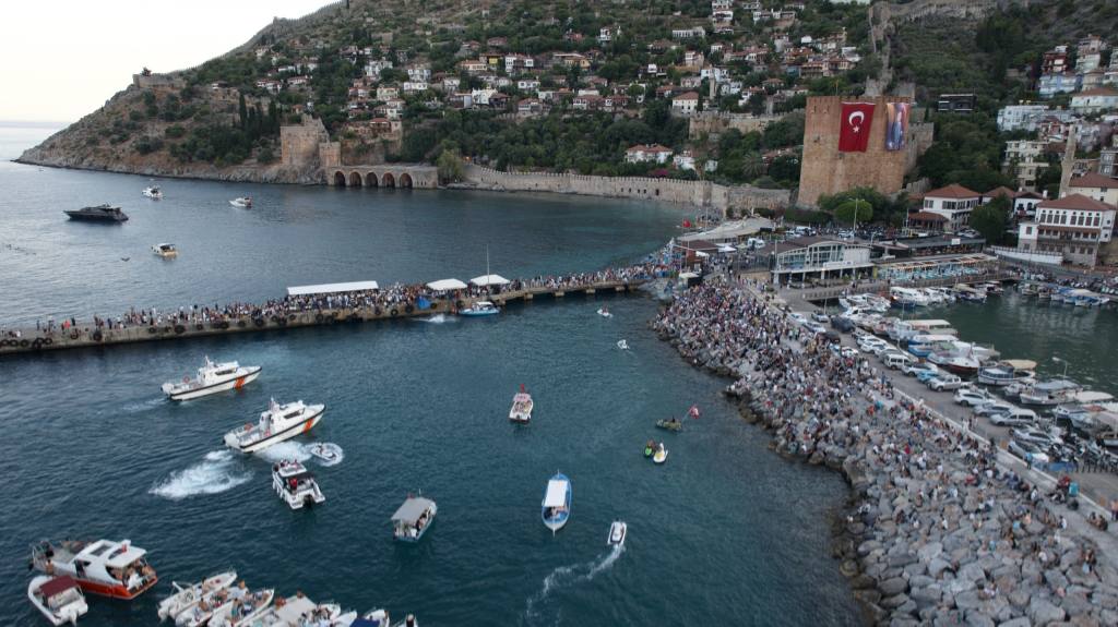 Alanya'da renkli kabotaj bayramı kutlamaları - Mega TV WhatsApp Image 2024 07 01 at 23.34.24 - Mega TV