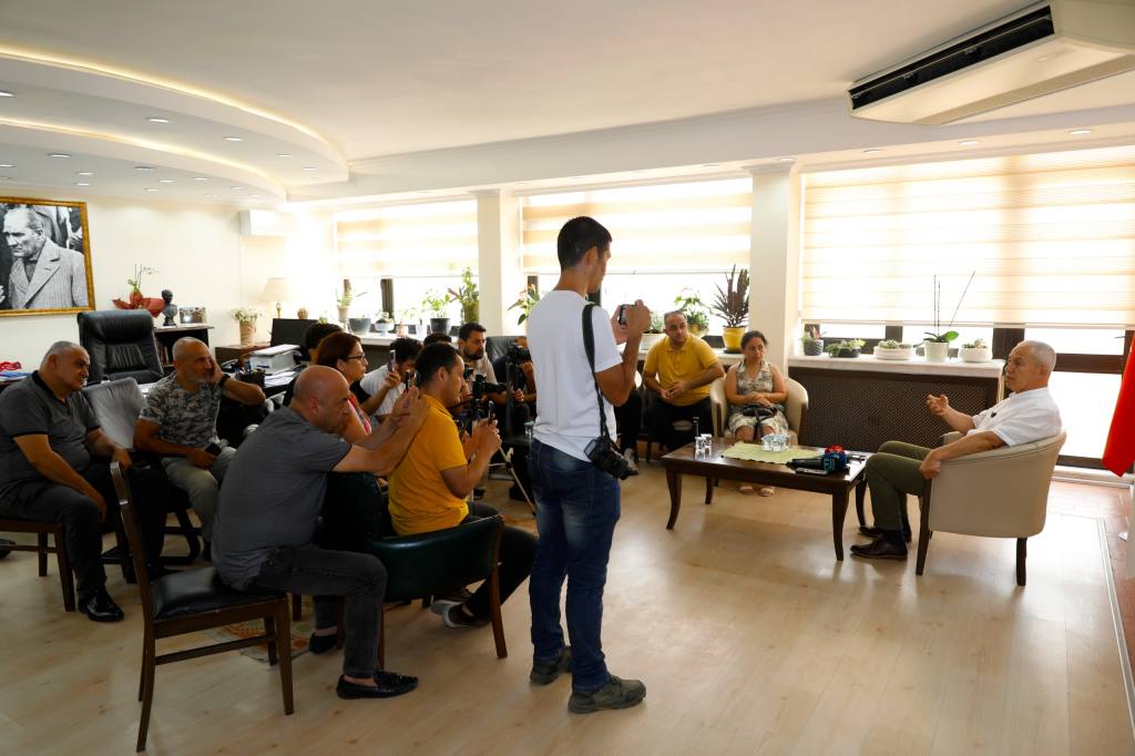 e4f8f2c3 3d65 44ab 89d7 aa17f35835f6 - Mega TV