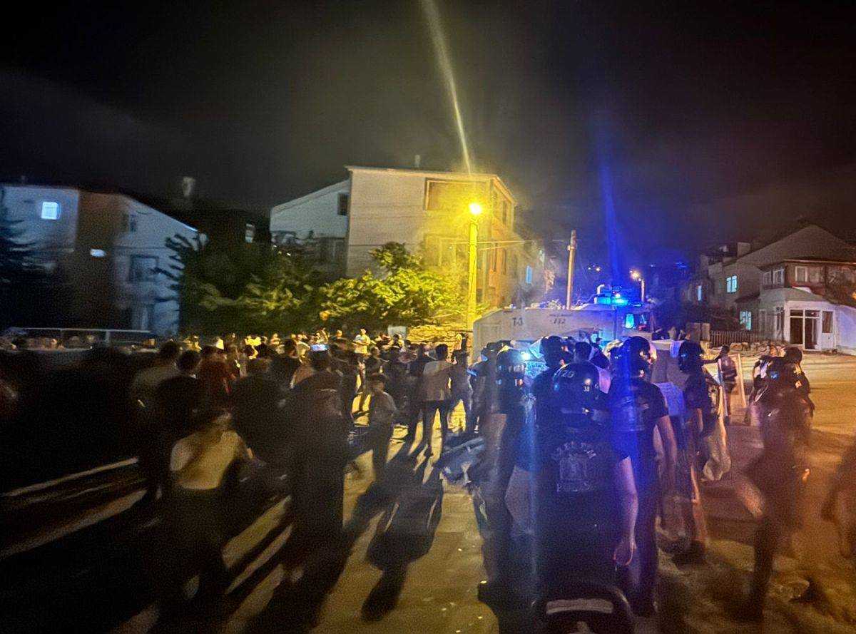 Kayseri’de Taciz İddiası: Mahallede Öfkeli Kalabalık Olay Çıkardı