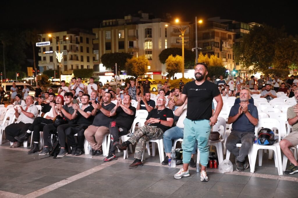 Alanya'da dev ekranda yarış heyecanı - Mega TV 697e2812 20ec 4442 ad8f 90fd9485557c - Mega TV