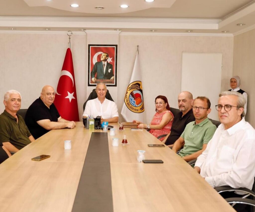 THK ve DEMKOD’dan Özçelik’e ziyaret - Mega TV oto1 - Mega TV