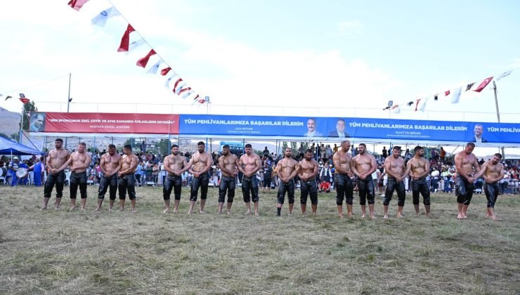 Böcek’ten yarışmacılara başarılar mesajı