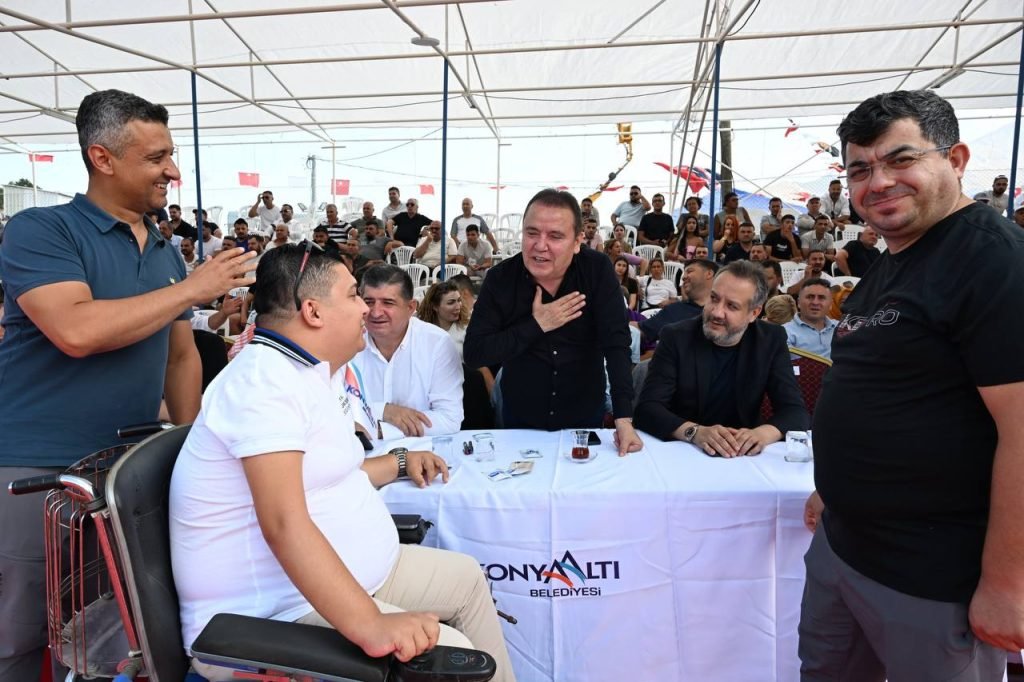 photo 5873221615704198846 y - Mega TV