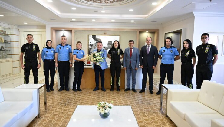 Zabıta Haftası’nda başkan Böcek’e anlamlı ziyaret