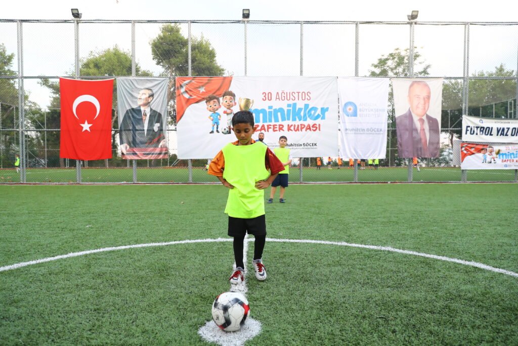 Minikler Zafer Turnuvasi 9 - Mega TV