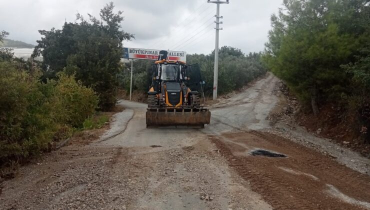 Alanya Belediyesi’nden mahalle yollarına bakım ve onarım çalışması