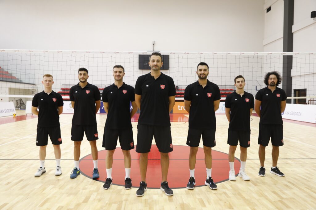 Voleybol'un efeleri Alanya'da buluşuyor! - Mega TV WhatsApp Image 2024 09 23 at 14.00.38 - Mega TV