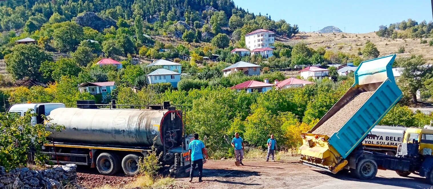 Alanya’da asfalt seferberliği devam ediyor