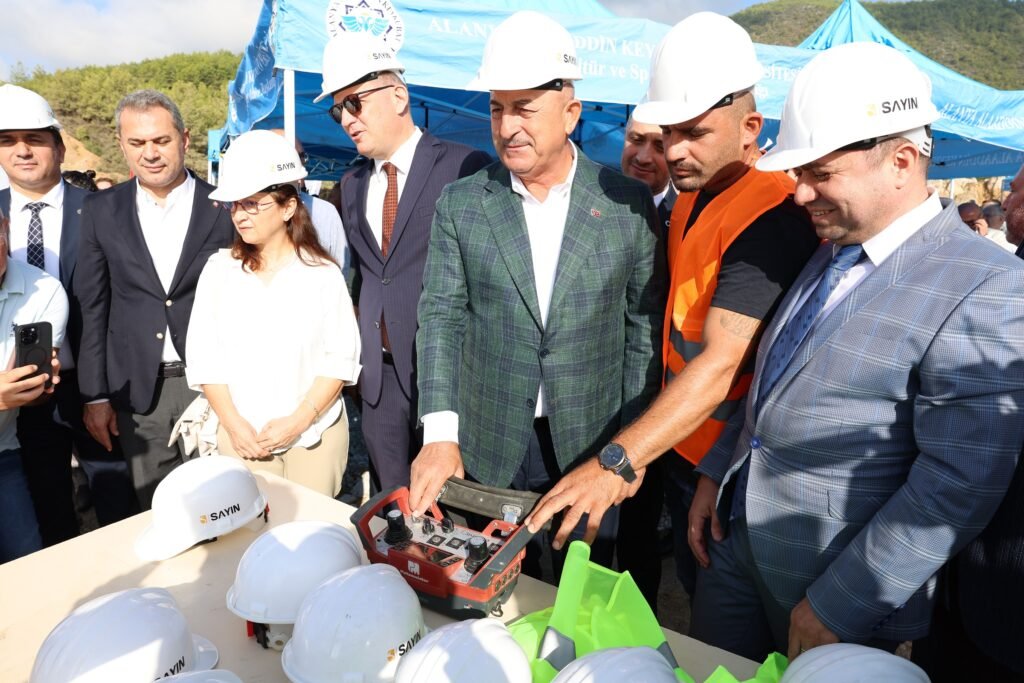 ALKU CIKCILLI YERLESKESINDE TARIHI GUN 1 - Mega TV