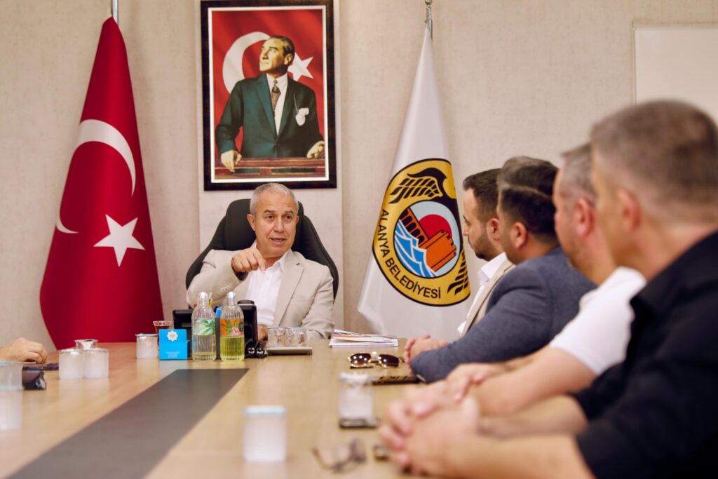 MÜSİAD'dan anlamlı ziyaret - Mega TV WhatsApp Image 2024 10 15 at 15.46.39 2 - Mega TV