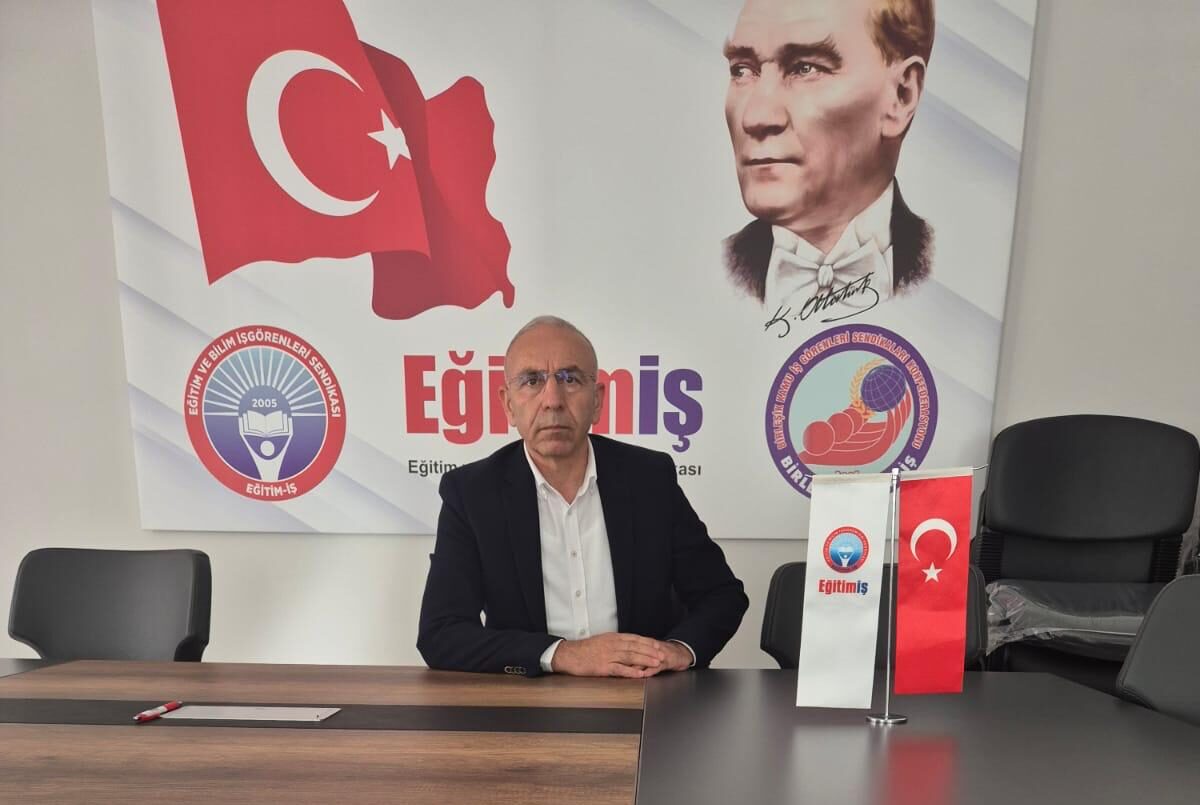 Hüseyin Zeybek: Devrimlerinin İzinden Emanetine Sahip Çıkıyoruz