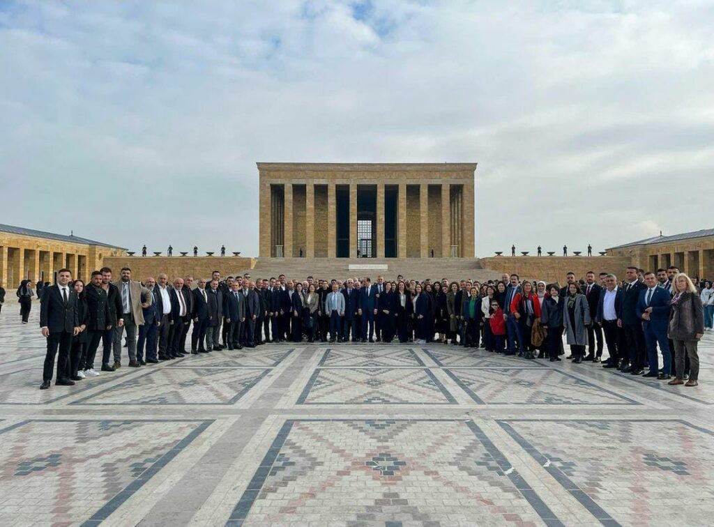CHP Antalya Heyeti'nin Anıtkabir ve TBMM Çıkarması - Mega TV WhatsApp Image 2024 11 19 at 17.59.47 1 - Mega TV