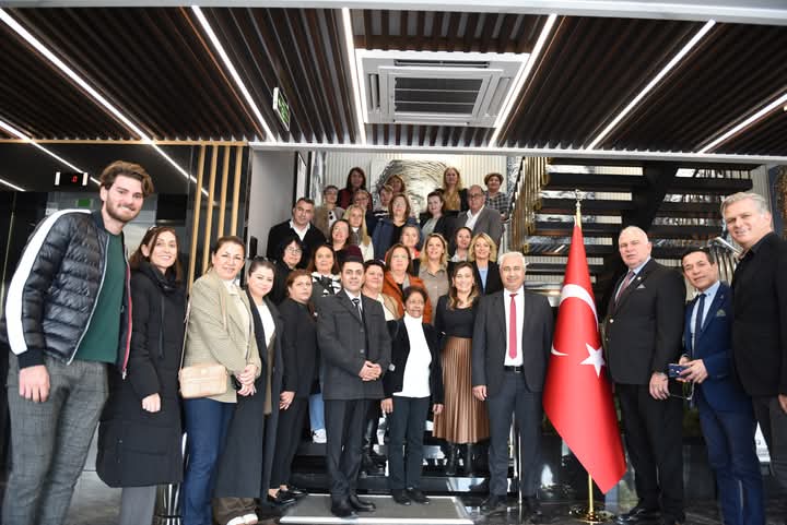 Housekeepıng camiasından İzmir çıkarması! - Mega TV WhatsApp Image 2024 11 28 at 16.57.50 - Mega TV