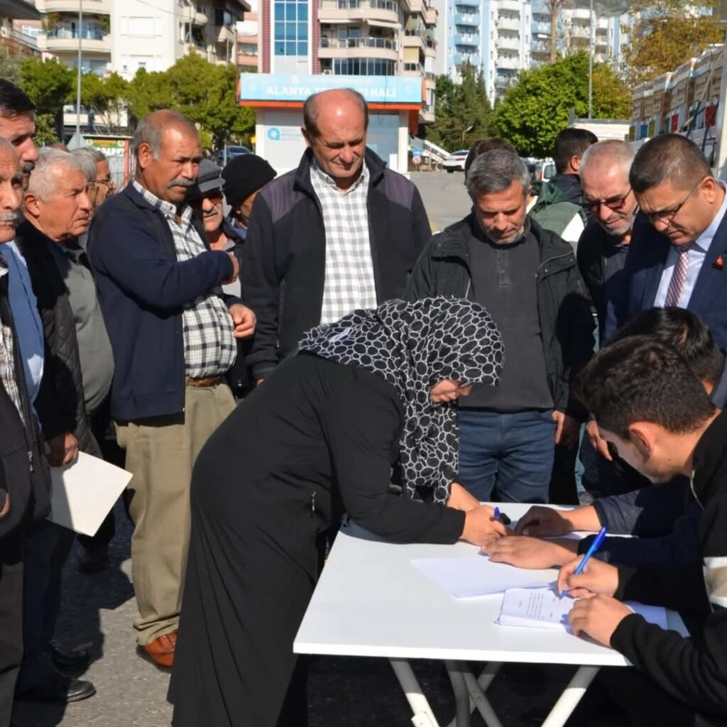 Antalya Büyükşehir Belediyesi’nden Arı Üreticilerine Destek - Mega TV WhatsApp Image 2024 11 29 at 17.59.59 - Mega TV
