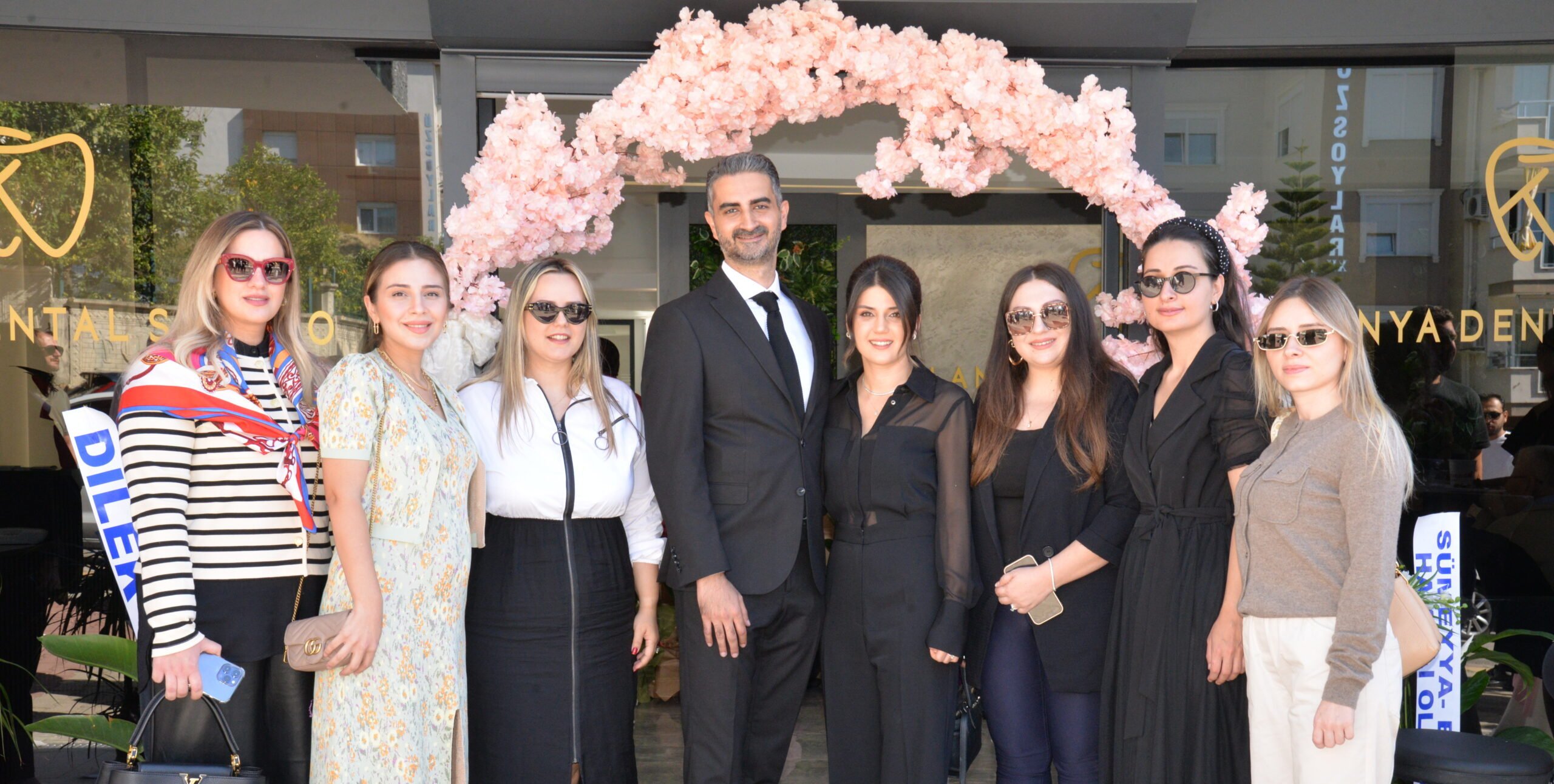 Sağlıklı Gülüşlerinizin Yeni Adresi: Alanya Dental Stüdyo