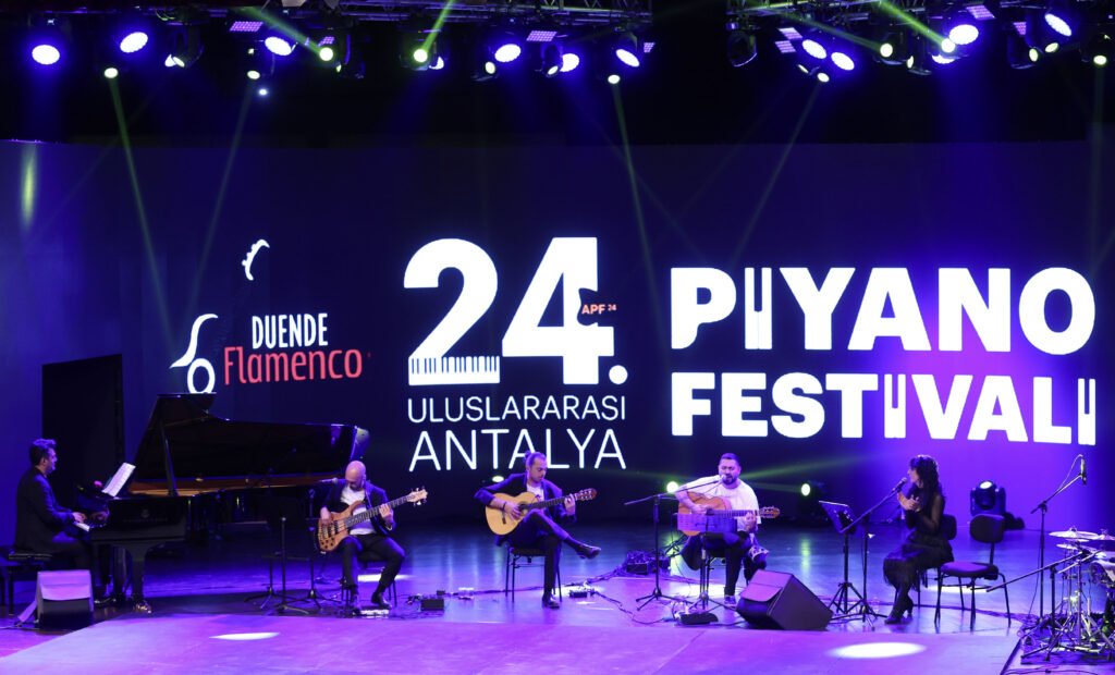 Piyano Festivalinde Flamenko Ruzgari 2 - Mega TV