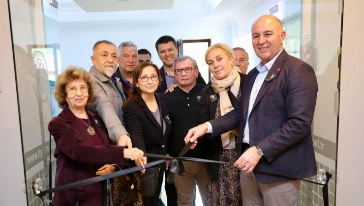 “Sönmeyen Işık Uğur Mumcu” Fotoğraf Sergisi Açıldı