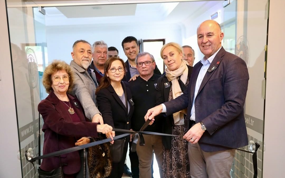 “Sönmeyen Işık Uğur Mumcu” Fotoğraf Sergisi Açıldı