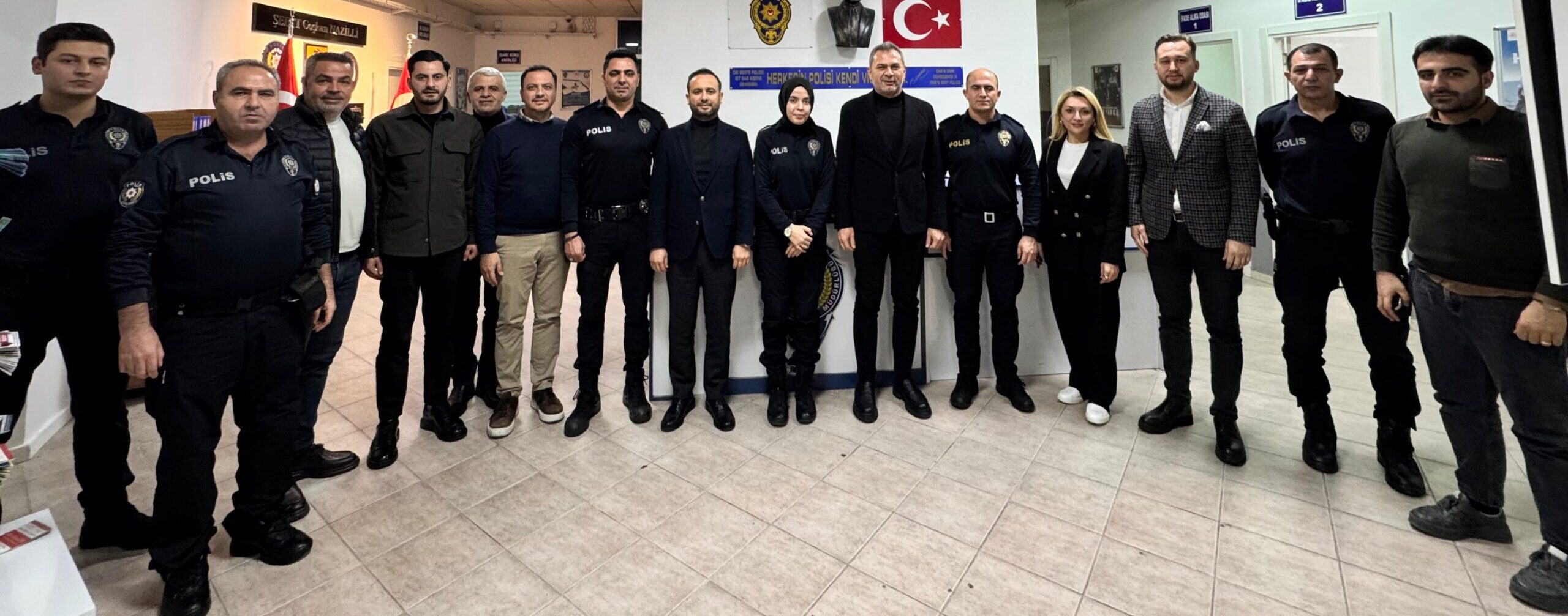 AK Parti İlçe Başkanı Mehmet Şarani Tavlı ve Yönetim Kurulu Üyeleri Yılın Son Gününde Tam Kadro Sahada!