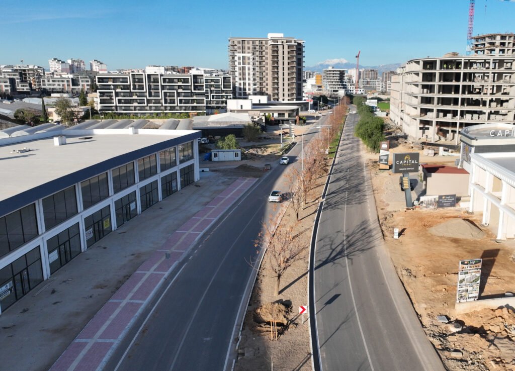 Kardeş Kentler Caddesi Trafiğe Yeniden Açıldı - Mega TV Kardes Kentler Caddesi trafige acildi 2 - Mega TV