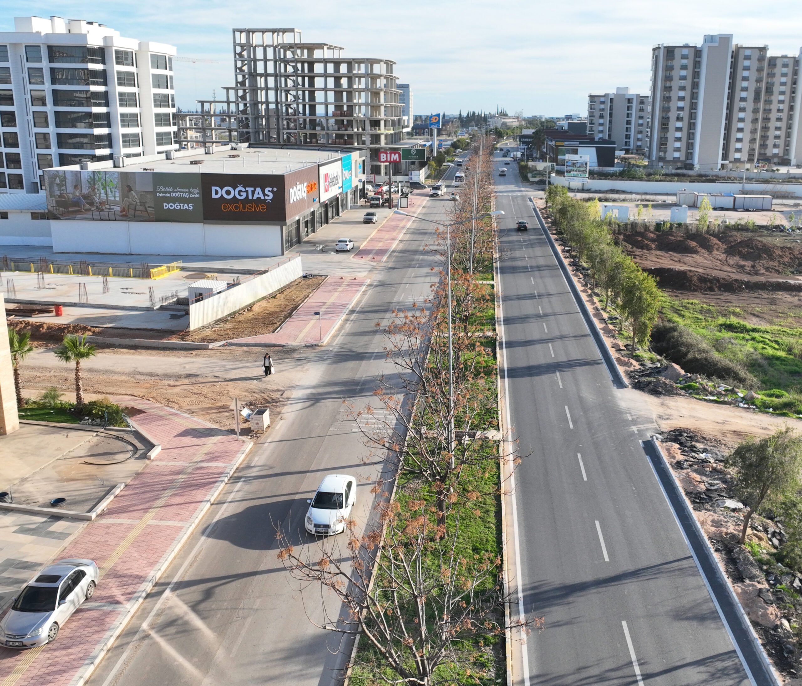 Kardeş Kentler Caddesi Trafiğe Yeniden Açıldı 