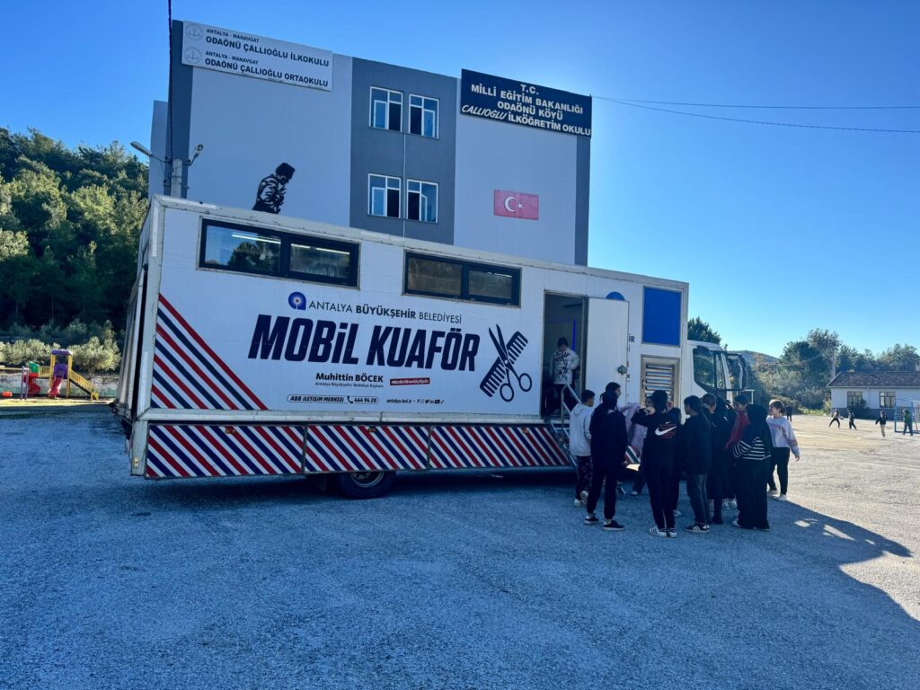 Mobil kuafor manavgat tasimali egitim 4 - Mega TV