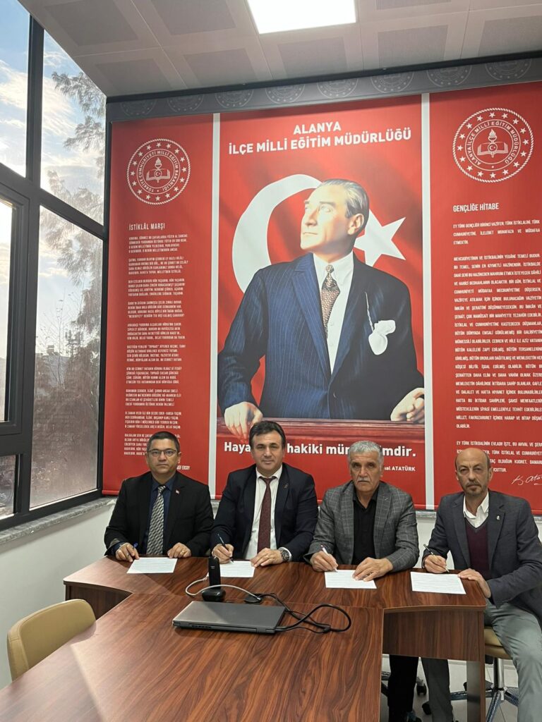 Öğrenciler İçin Taşıma Sorunu Çözüldü - Mega TV WhatsApp Image 2025 01 06 at 11.22.53 1 - Mega TV