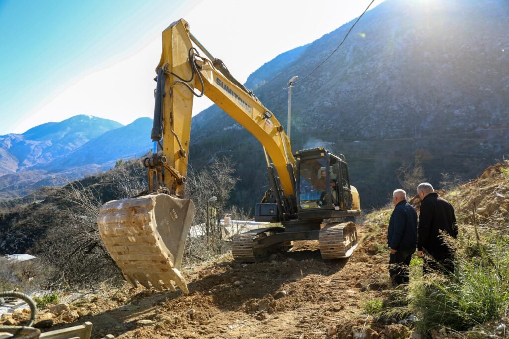 Alanya Belediyesi'nden Kırsal Mahallelerde Yol Çalışması - Mega TV WhatsApp Image 2025 01 14 at 11.59.22 - Mega TV
