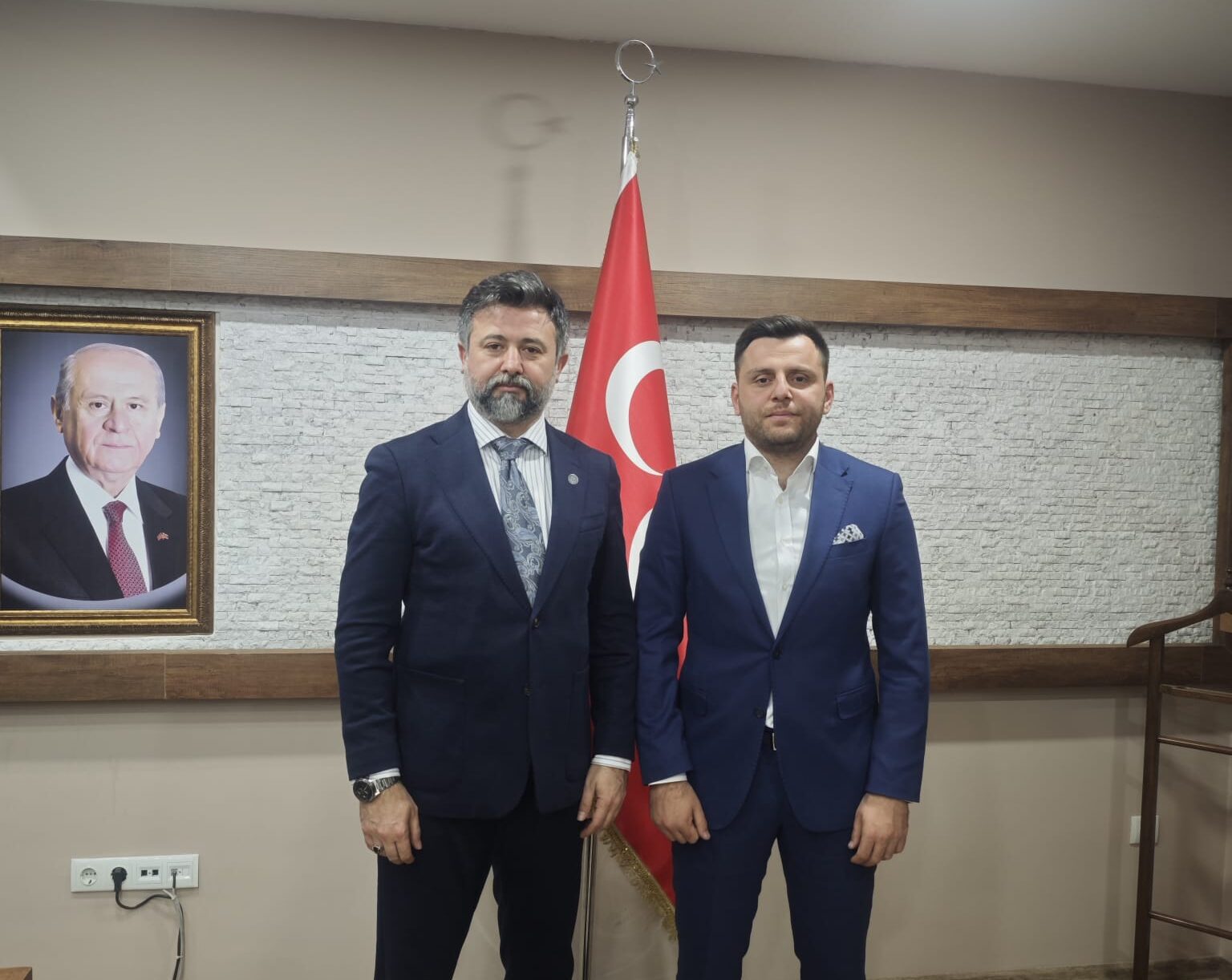 Selçuk Güven Ülker MHP Antalya İl Yönetiminde! - Mega TV WhatsApp Image 2025-01-20 at 23.02.47 (1)