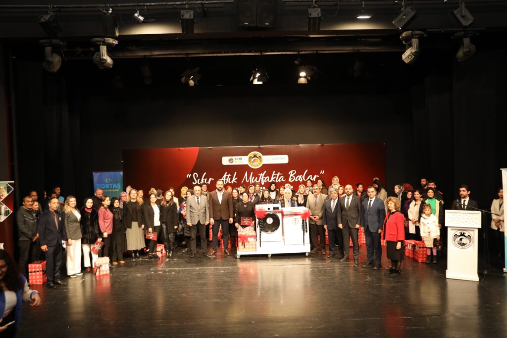 Zortaş Geri Dönüşüm’den Sıfır Atık Projelerine Büyük Destek - Mega TV WhatsApp Image 2025 01 22 at 17.24.13 - Mega TV