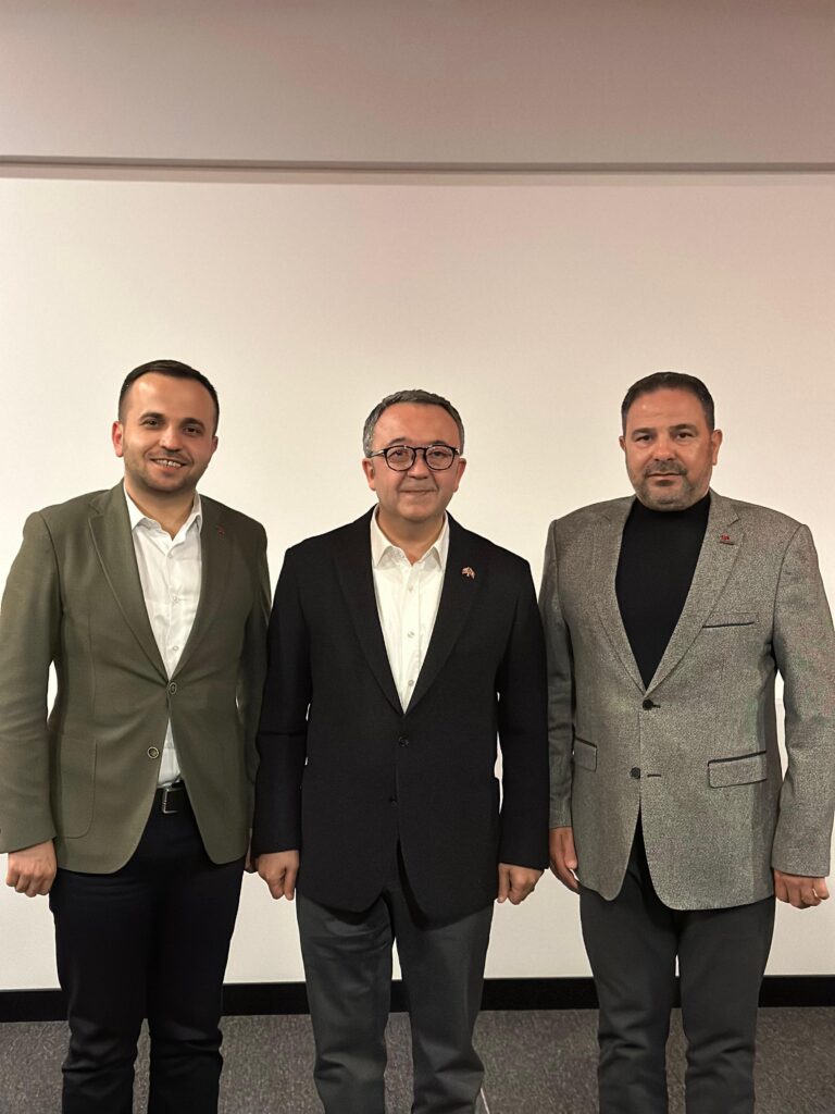 Kamburoğlu, Genç MÜSİAD’a Tecrübe Aktardı - Mega TV WhatsApp Image 2025 01 22 at 23.56.48 1 - Mega TV