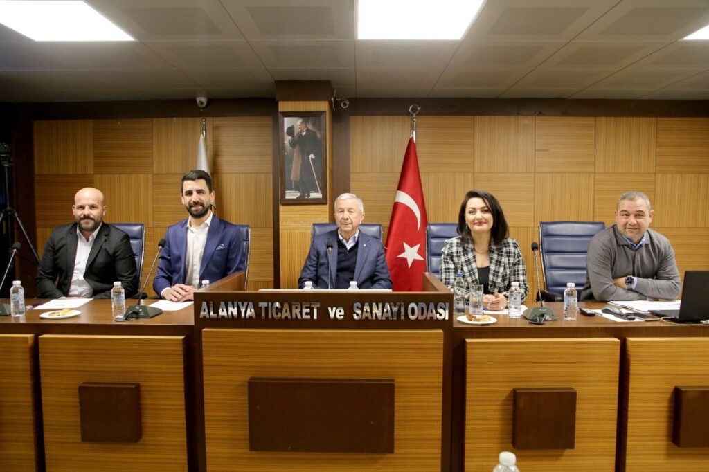 Erdem: ‘Alanya'mız için çalışıyoruz’ - Mega TV WhatsApp Image 2025 01 28 at 16.55.46 1 - Mega TV
