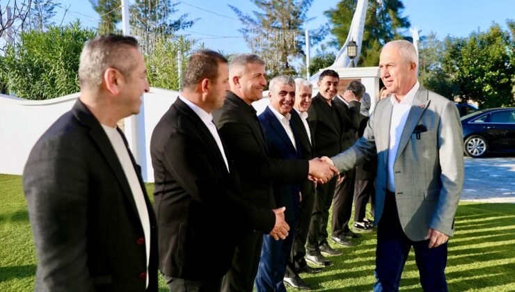 Başkan Özçelik : Muhtarlarla Uyumlu Çalışmamız Hizmete Hız Kazandıracak