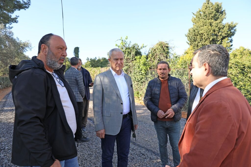 Alanya Belediye Başkanı Özçelik Peyzaj Çalışmalarını Denetledi, Müjdeyi Verdi - Mega TV WhatsApp Image 2025 01 31 at 16.33.17 1 - Mega TV