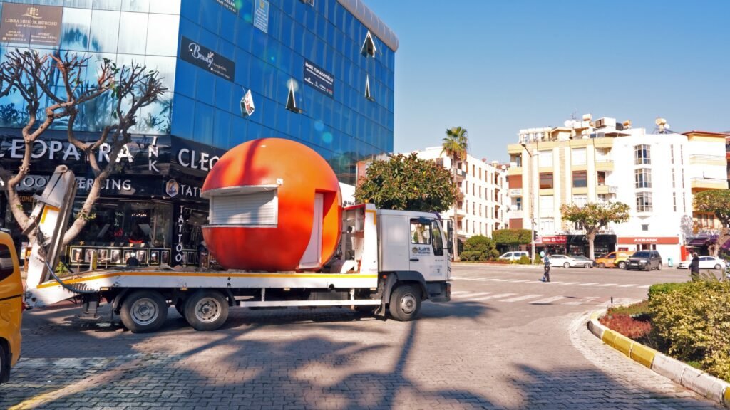 Alanya'da Kaçak Portakal Büfeler Kaldırılıyor - Mega TV c1d01771 6e98 40ca 9176 9e5dc0ad05d9 - Mega TV