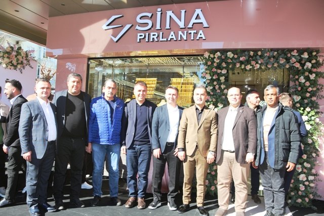 Alanya’da Kuyumculukta Yeni Bir Adres: Sina Pırlanta Kapılarını Açtı - Mega TV 67b8944074161 - Mega TV