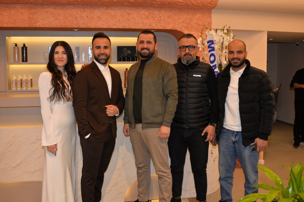 Ayaz Hair Stüdyo Büyüyor: İkinci Şube Coşkusu - Mega TV DSC 5731 - Mega TV