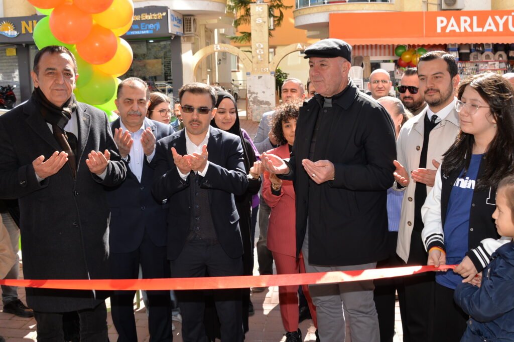 Gültanem Ev Yemekleri Kapılarını Açtı - Mega TV DSC 5820 - Mega TV