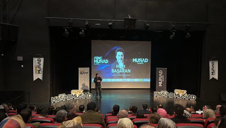 Mert Başaran ile “Küçük İşler, Büyük Özgürlükler” Semineri Büyük İlgi Gördü