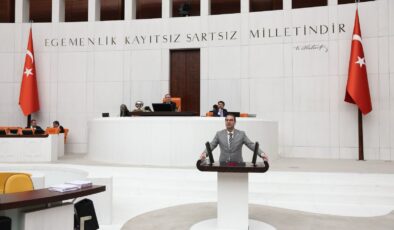 Milletvekili Uz “Facianın üstünün örtülmesine izin vermeyeceğiz”