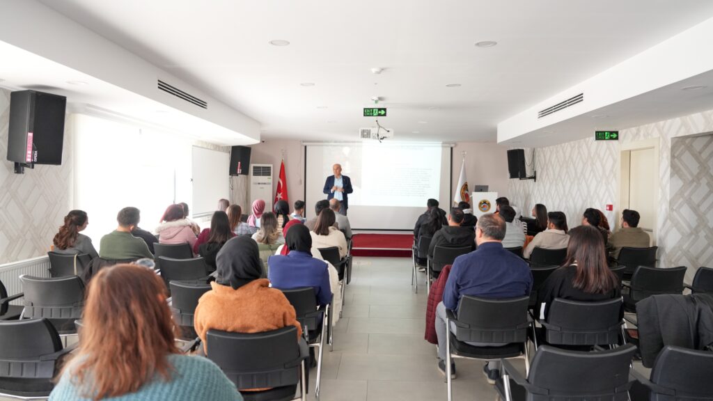 Alanya Belediyesi Etüt Öğretmenlerine Öğrenci Motivasyonu Semineri - Mega TV WhatsApp Image 2025 02 27 at 15.38.14 - Mega TV