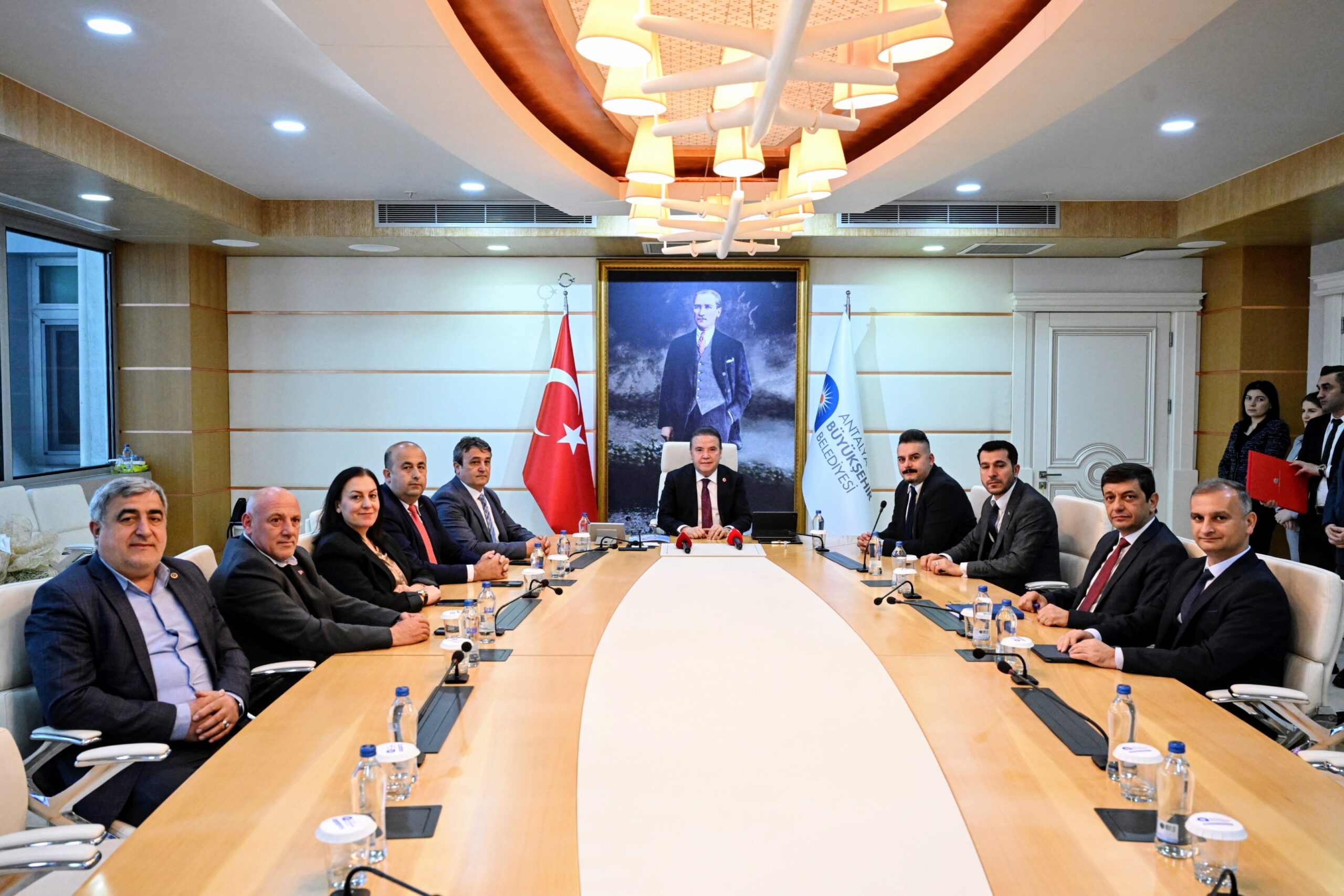 Büyükşehir’de en düşük maaş 37 bin 430 TL 