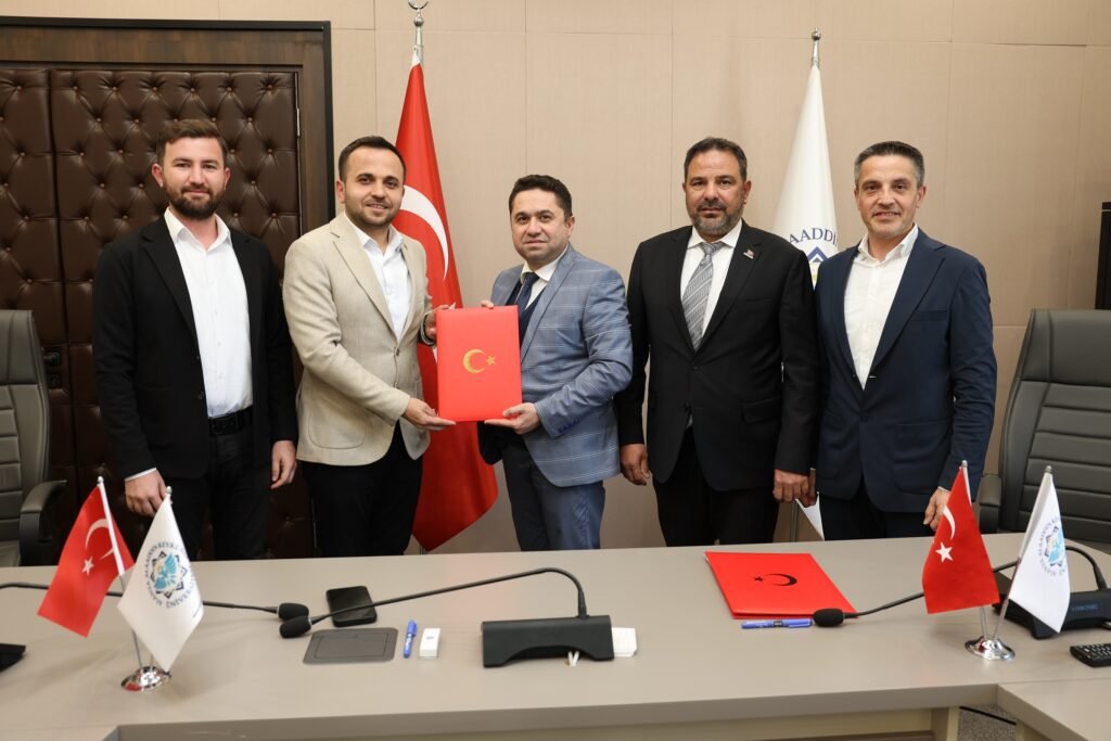 1B3A0394 1 - Mega TV