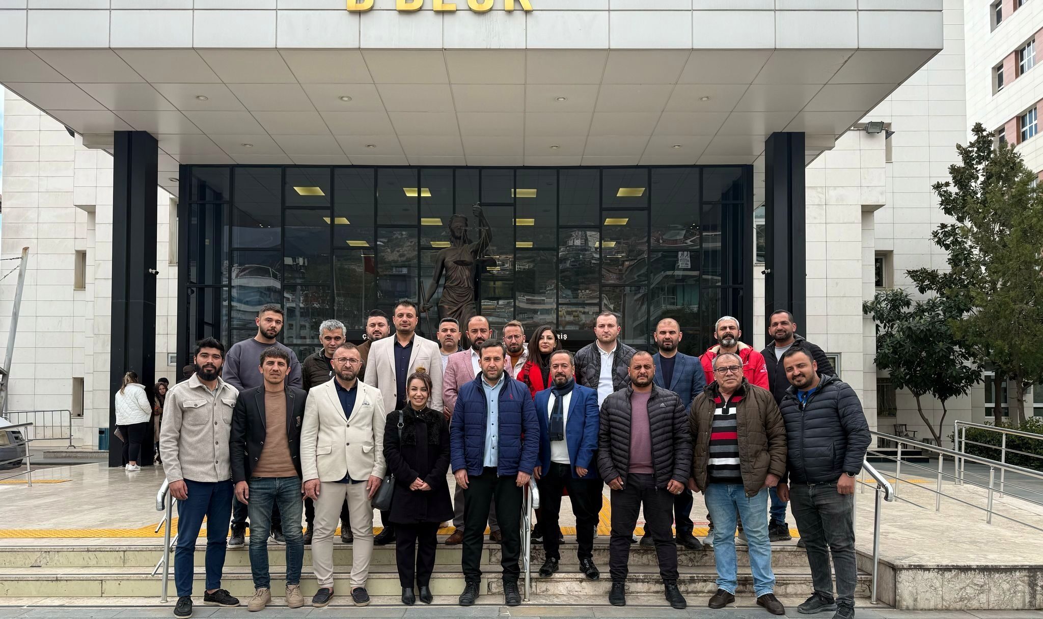 Mazbata Alındı, Anahtar Parti Resmen Göreve Başladı